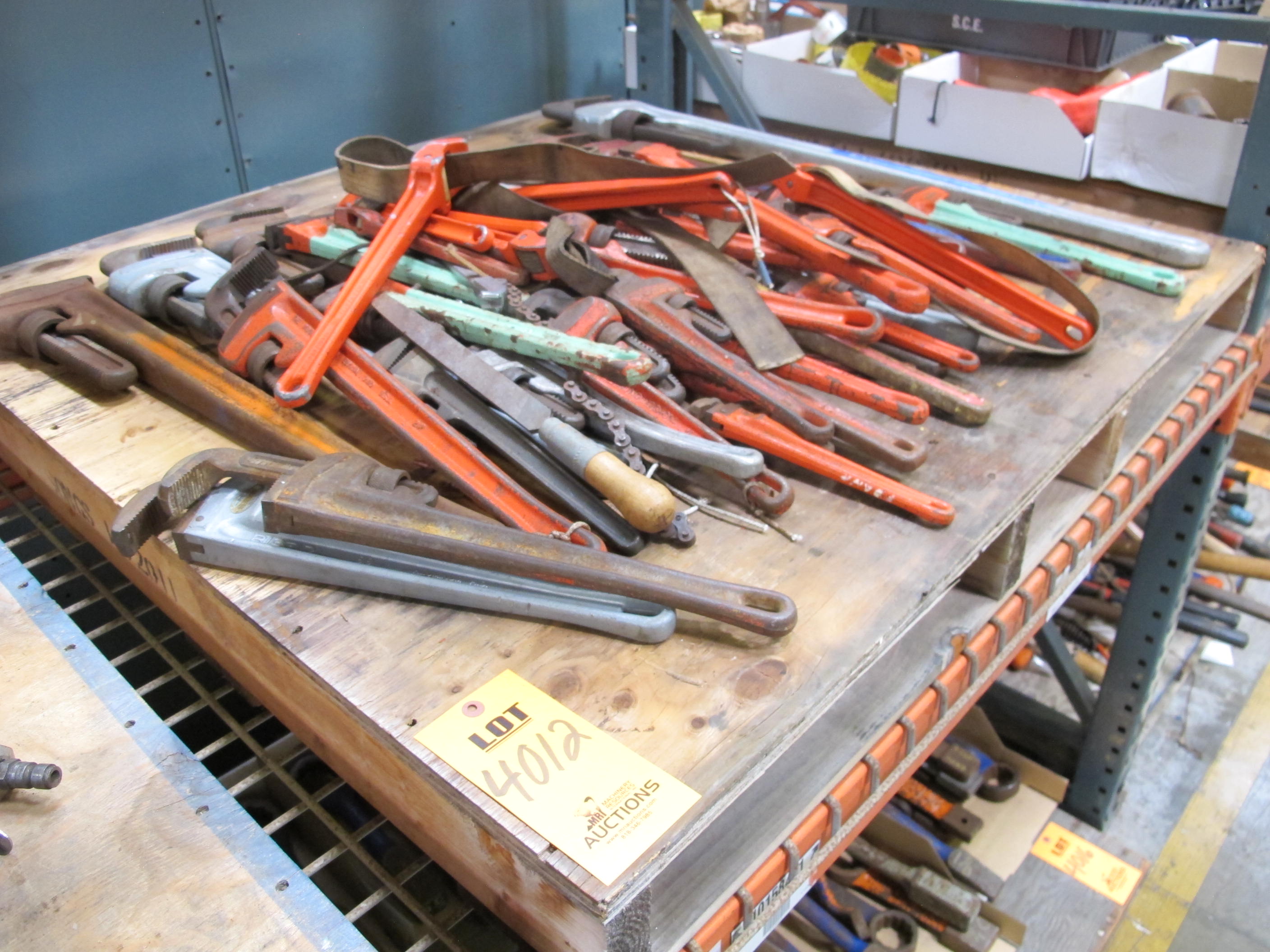 LARGE QUANTITY OF MISC. PIPE WRENCHES. MANY SIZES.. LOADING & HANDLING FEE $15-4012